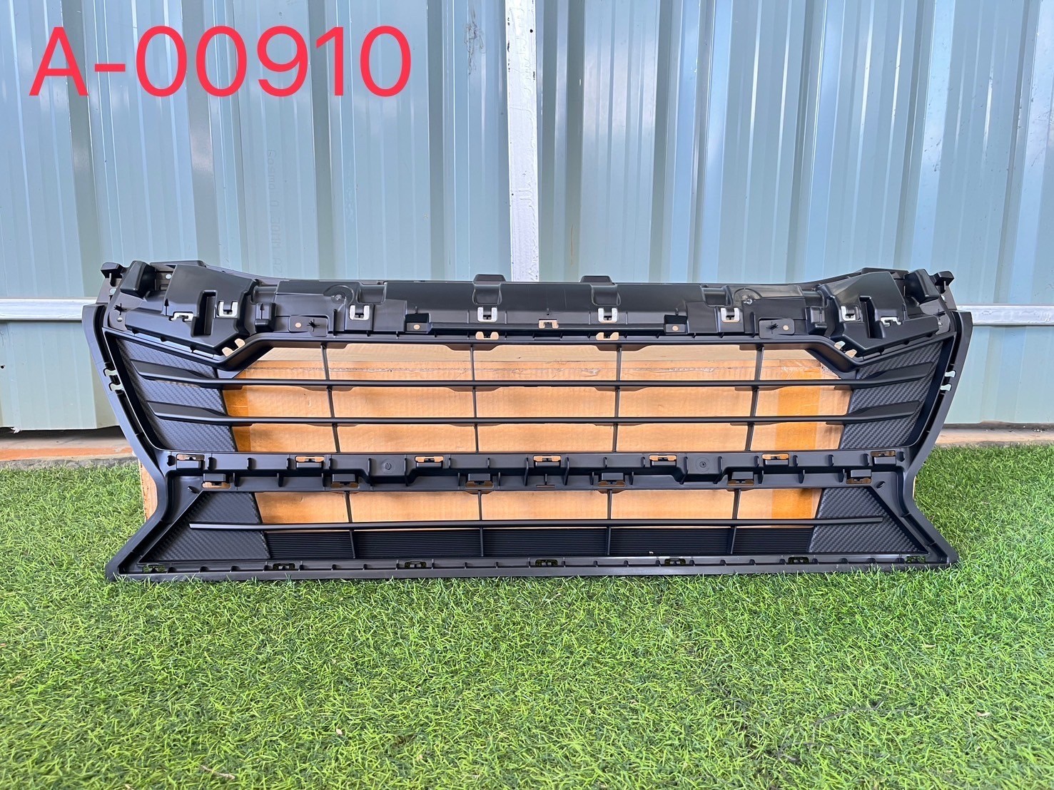 ซับในหน้ากระจังตัวล่าง Isuzu D-Max 2022-23 ตัวเตี้ย ใหม่แท้