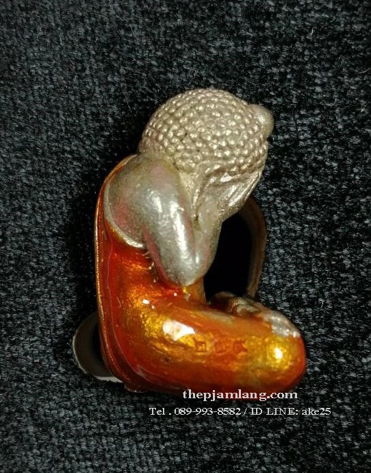 ปิดตานะอรหัง(1) หลวงปู่แสง จนฺทวํโส วัดโพธิ์ชัย นครพนม อุดว่านเครือร้อยปลา เนื้อทองขาว ลงยาจีวร ปี 2562