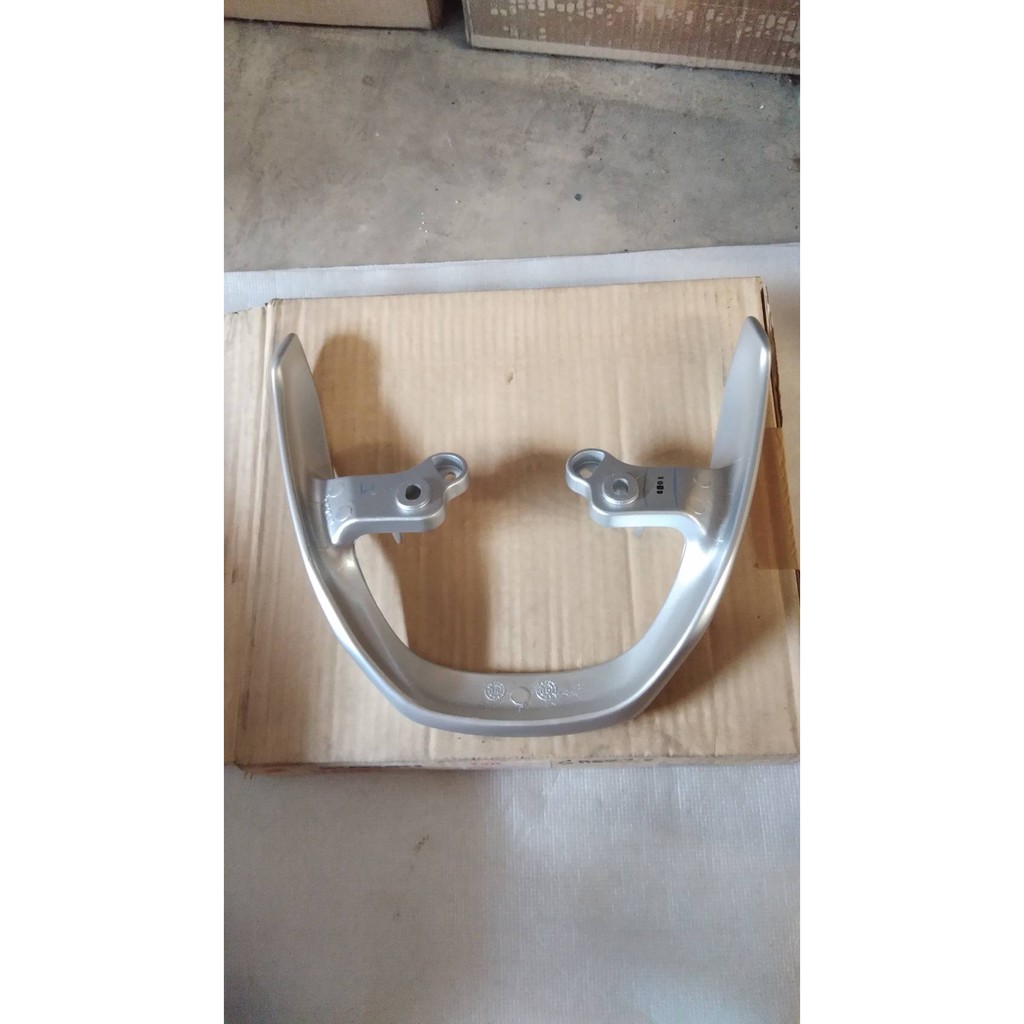 เหล็กท้ายเบาะ(สีเทา) สำหรับรุ่น FW110-I Smash110 อะไหล่แท้ SUZUKI 46211-45H00-13L