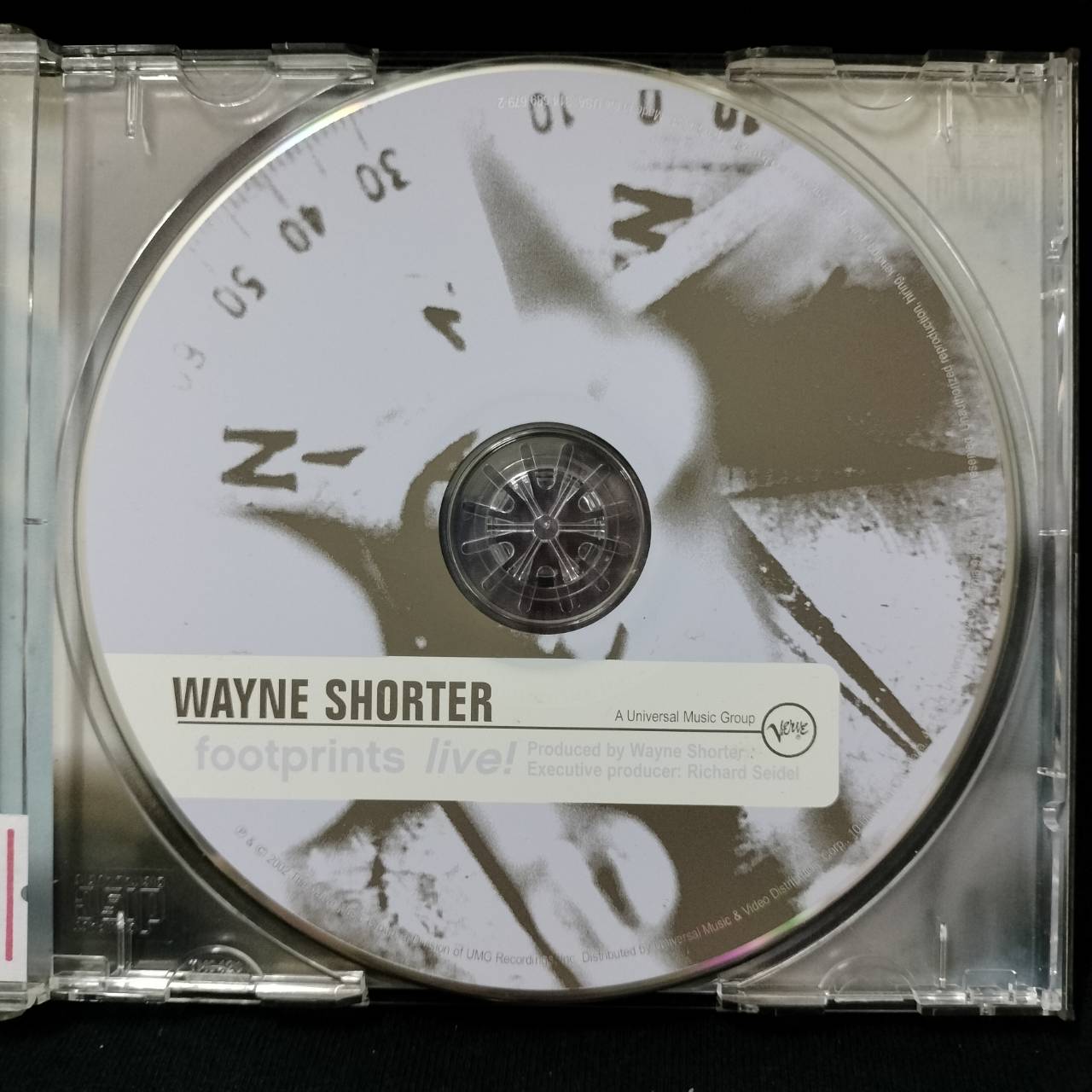 Wayne Shorter – Footprints Live! / USA / ปกมีคราบเก่าเก็บ / มีรอยบ้าง