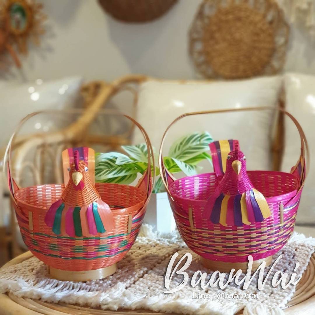 ตะกร้าไก่ ตะกร้าใส่ไข่ ตะกร้าไม้ไผ่ ตะกร้าไม้ไผ่สานทรงไก่ (Random)