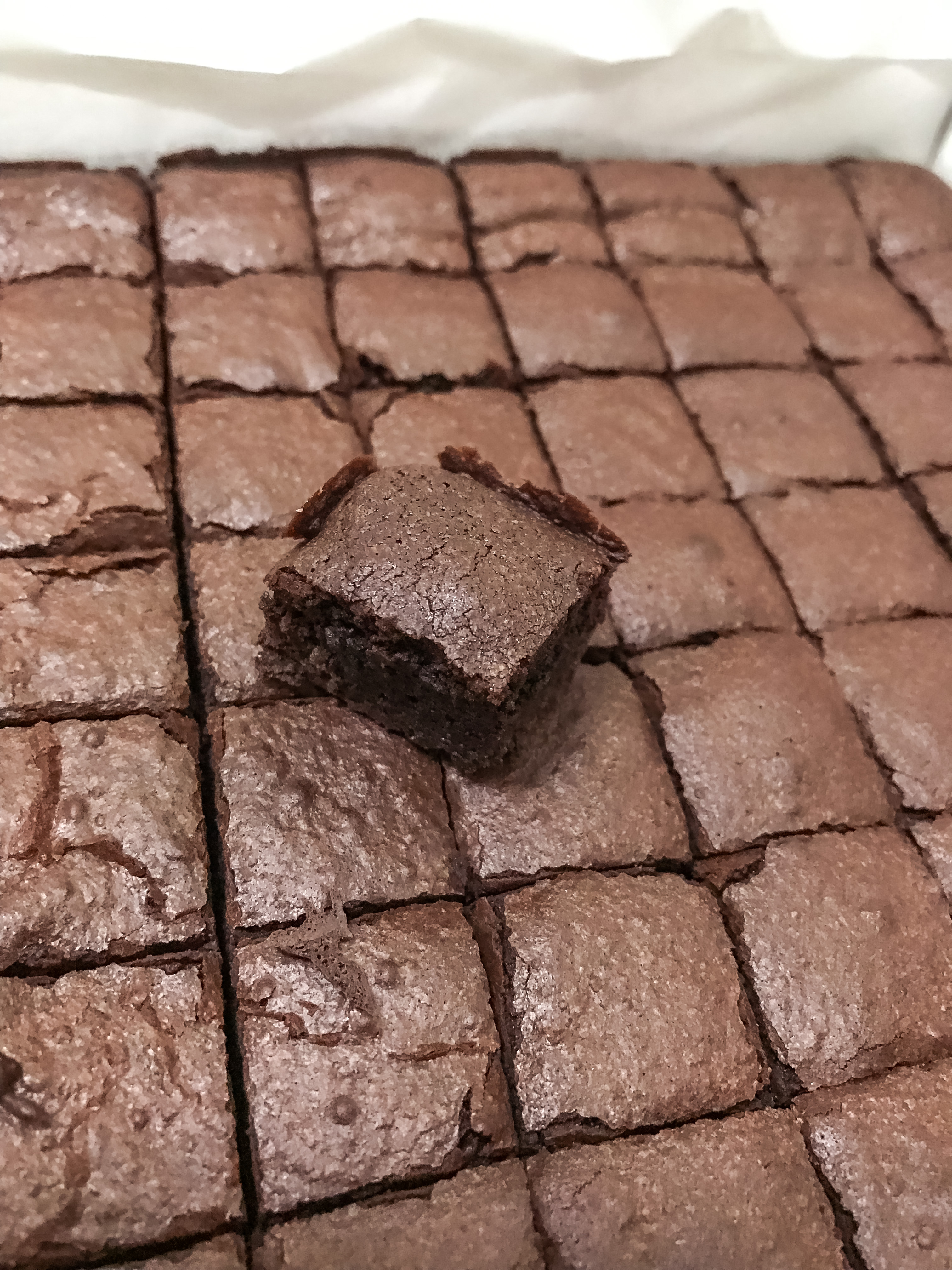 บราวนี่คิวบ์ มินิบราวนี่ ยกถาด 64 ชิ้น dark chocolate brownie cute