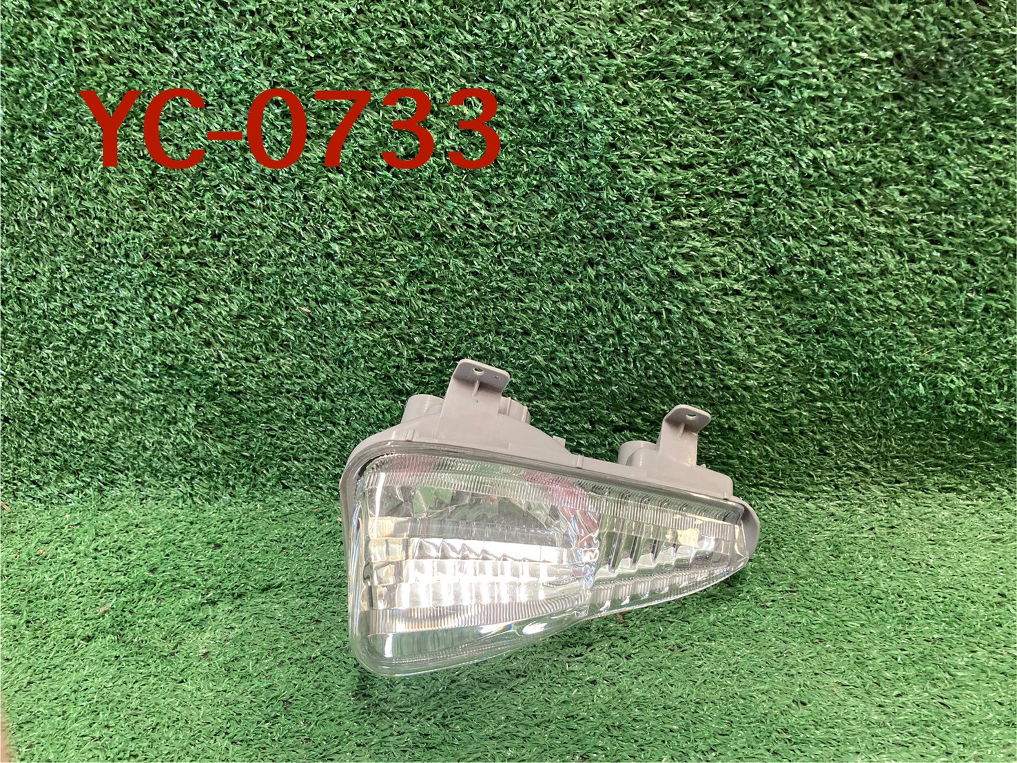 ไฟเลี้ยวในกันชนหน้า R Toyota Camry แท้มือสอง