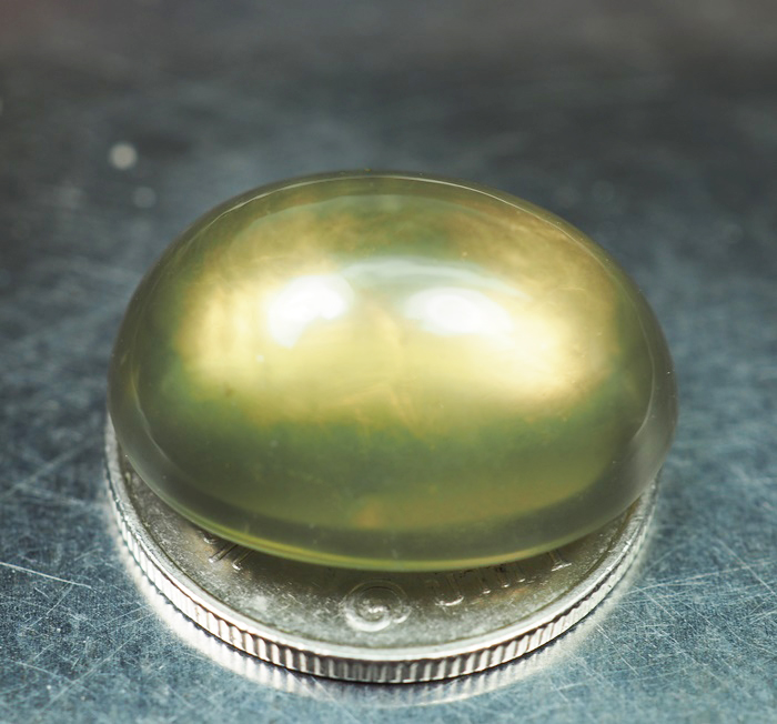 โอปอล (Opal) 19.50 กะรัตสวย