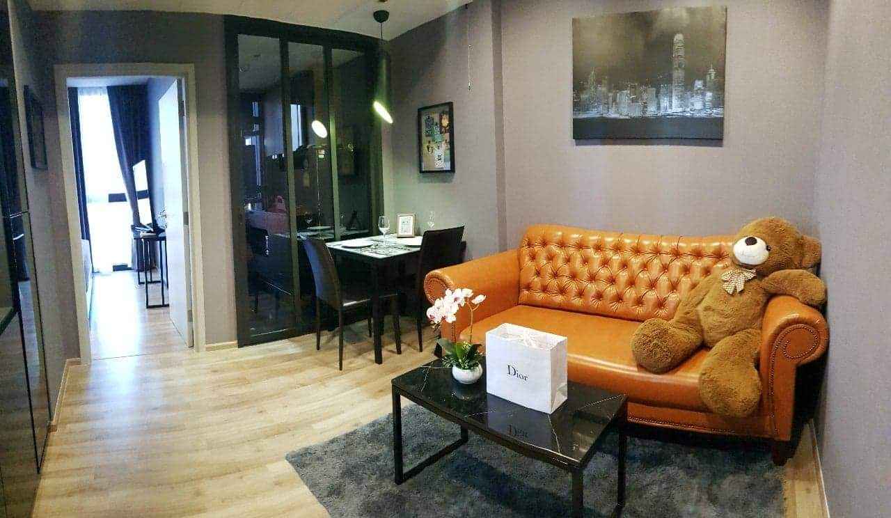 The Line Jatujak-Mochit