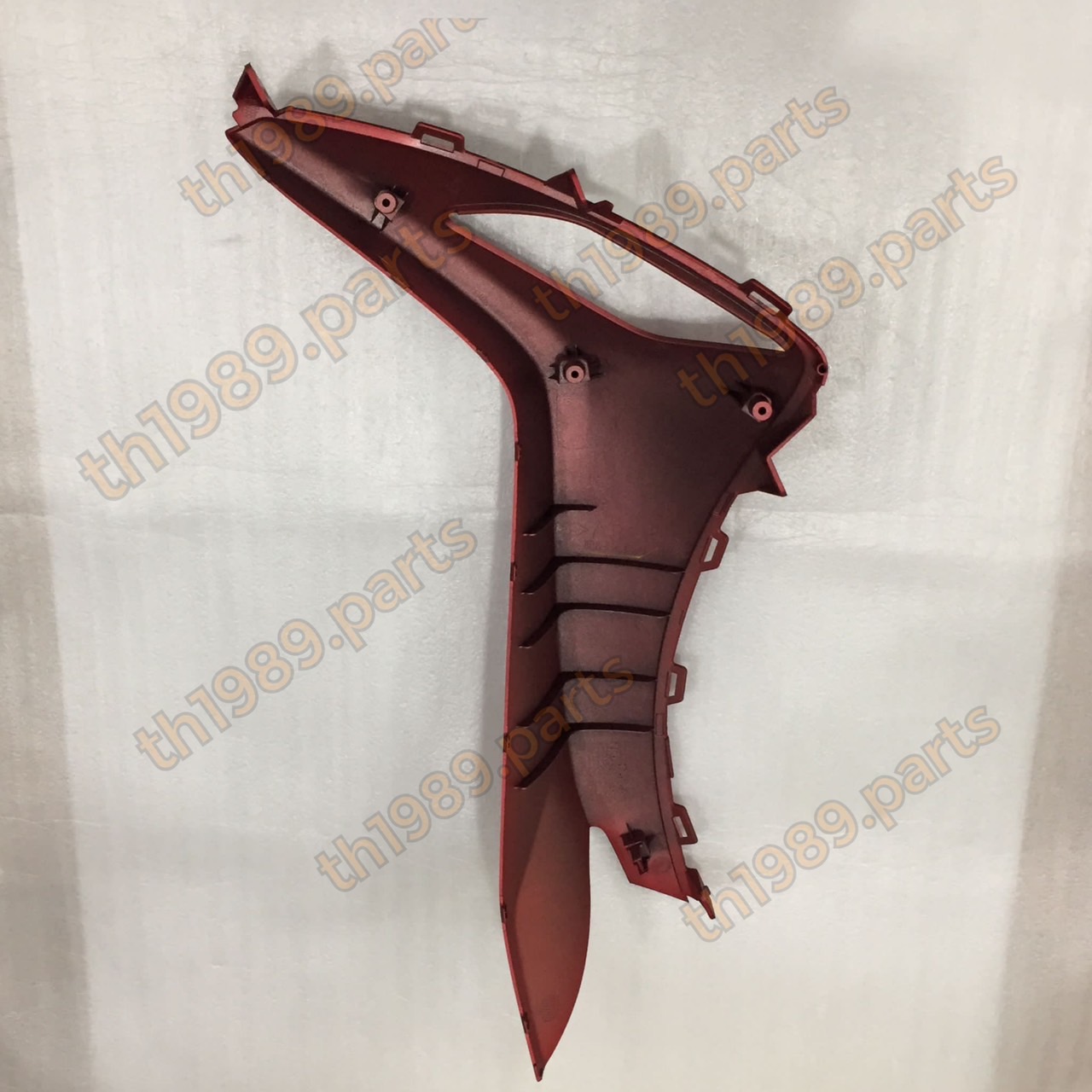 B8B-F8345-00-P1 แฟริ่งซ้าย สีแดงด้าน L 1258 GRAND FILANO HYBRID 2018 อะไหล่แท้ YAMAHA