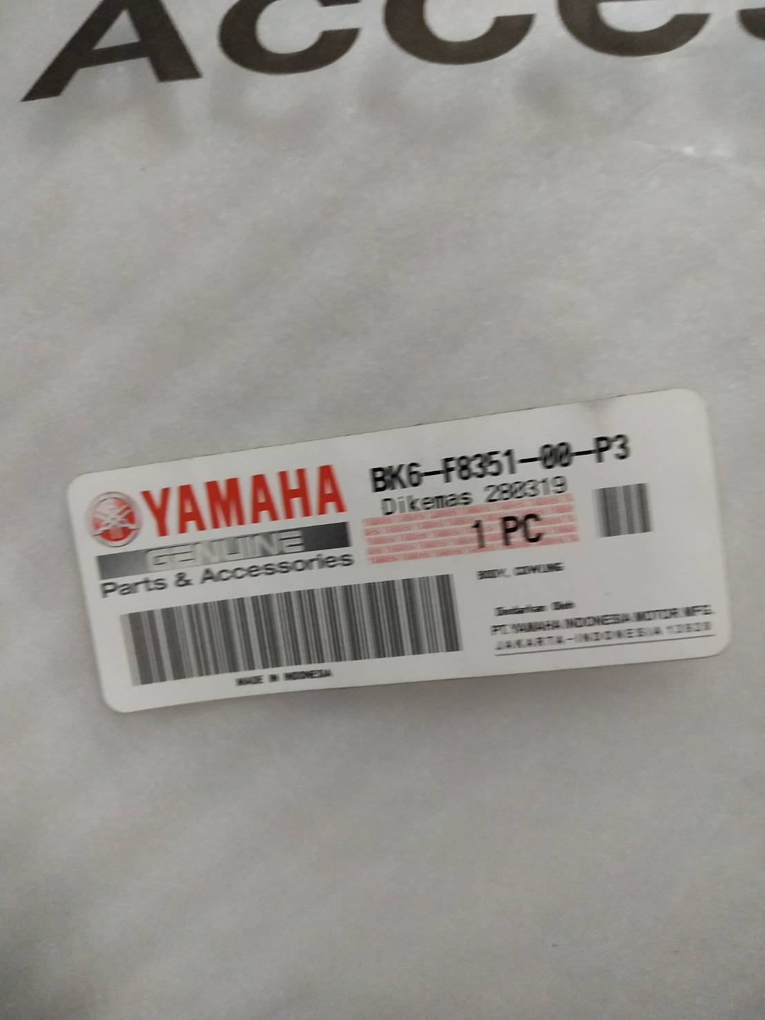 ฝาครอบไฟหน้าสีดำเงา(0903,SMX) YZF155 R15 ALL NEW 2018 อะไหล่แท้ YAMAHA BK6-F8351-00-P3