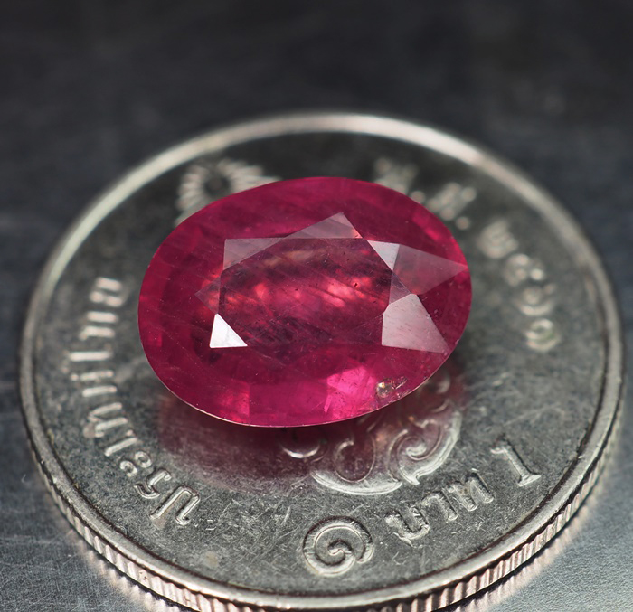 พลอยทับทิม (Ruby) 3.45 กะรัตสีแดงชมพู