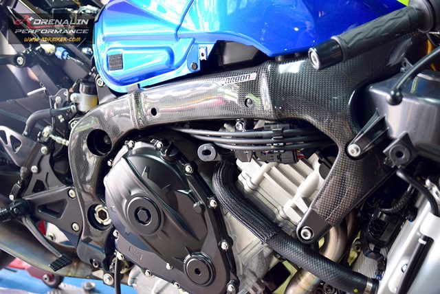 Carbon2Race คาร์บอนครอบเฟรม สำหรับ GSXR1000 2017+