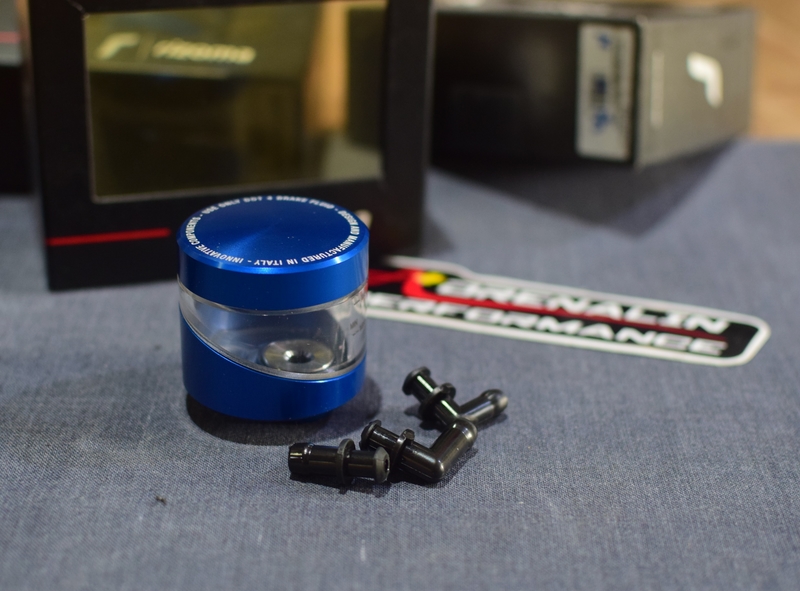 กระปุกน้ำมันเบรค Rizoma รุ่น wave ทรงกลม สำหรับ S1000RR 2015+