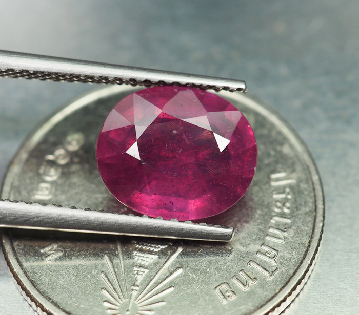 พลอยทับทิม (Ruby) 3.40 กะรัตสีแดงม่วง