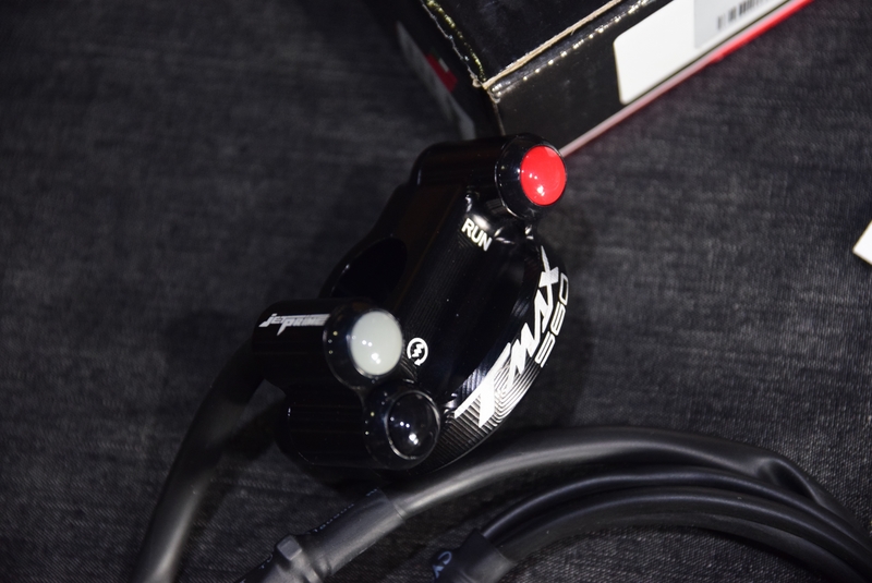 ๋Jetprime ปะกับสวิทช์ สำหรับ Tmax 560 ตรงรุ่นไม่ต้องแปลง อารมณ์ motoGP