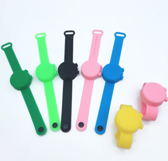 ที่ใส่เจลพกพา,ที่ใส่สบู่เหลวซิลิโคน,ที่ใส่แอลกอฮอล์,ที่ใส่เจลนาฬิกาข้อมือ