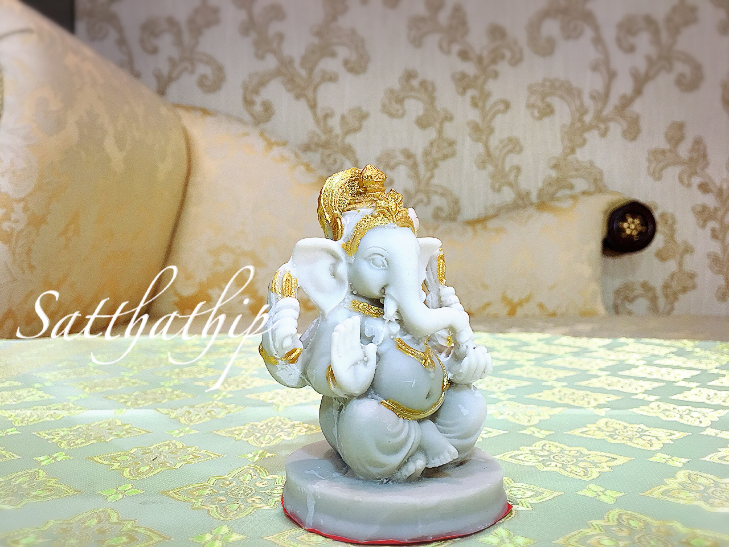 พระพิฆเนศ ปางประทานพร (เรซิ่น) - Ganesha: Lord of Success