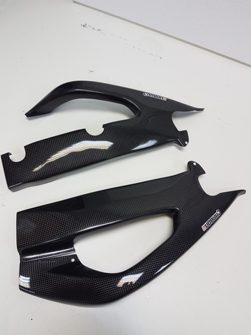 Carbon2Race ครอบสวิงอาร์มคาร์บอน สำหรับ GSXR 1000 2017+