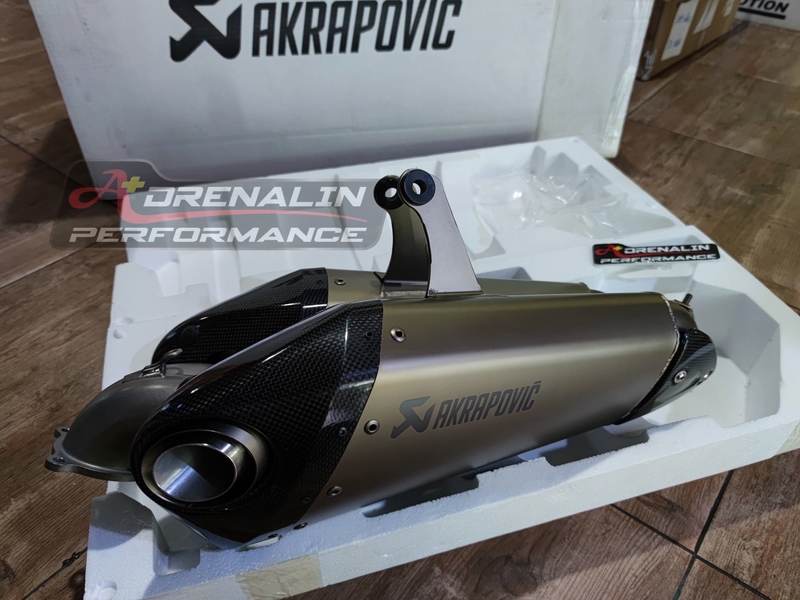 ท่อ Akrapovic Titanium สำหรับ 899 , 1199 PANIGALE (For Exhibition only)