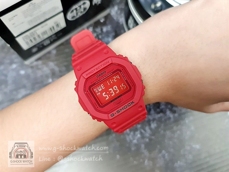 CASIO G-SHOCK นาฬิกาข้อมือ นาฬิกากันน้ำ นาฬิกาของแท้ ประกันศูนย์ CMG 1 ปี รุ่น DW-5635C-4D