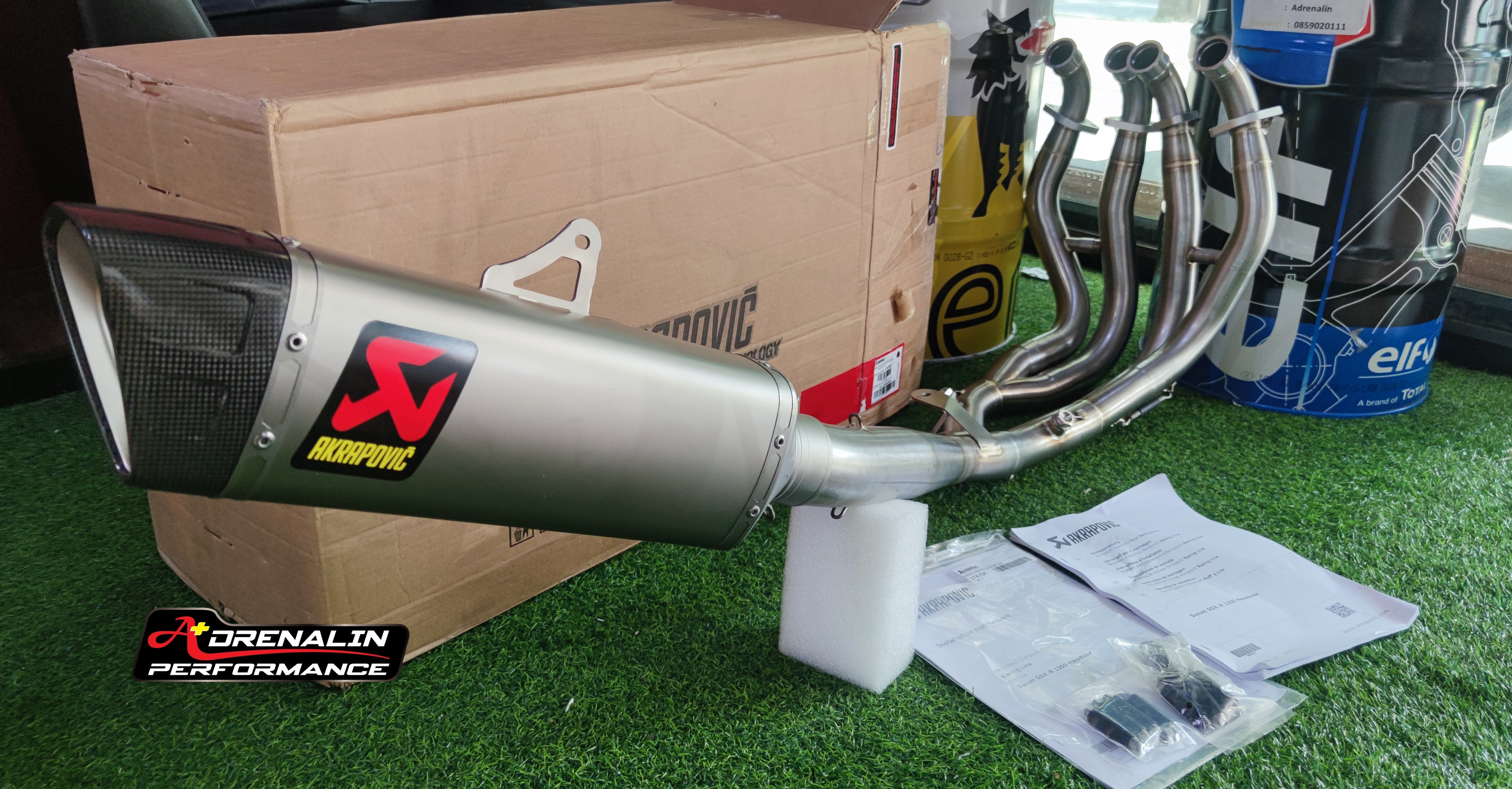 ท่อ Akrapovic full system ปลายไทเท ออกข้างเดียว สำหรับ Hyayabusa 2021+ (For Exhibition only)