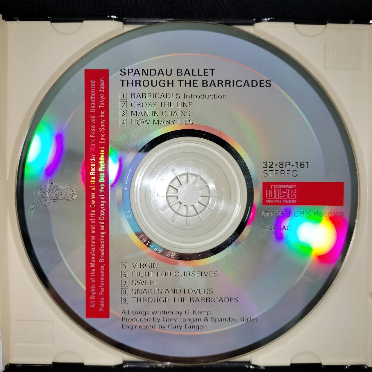 Spandau Ballet – Through The Barricades / JAPAN / ปกในมีจุดเหลือง / แผ่นดี