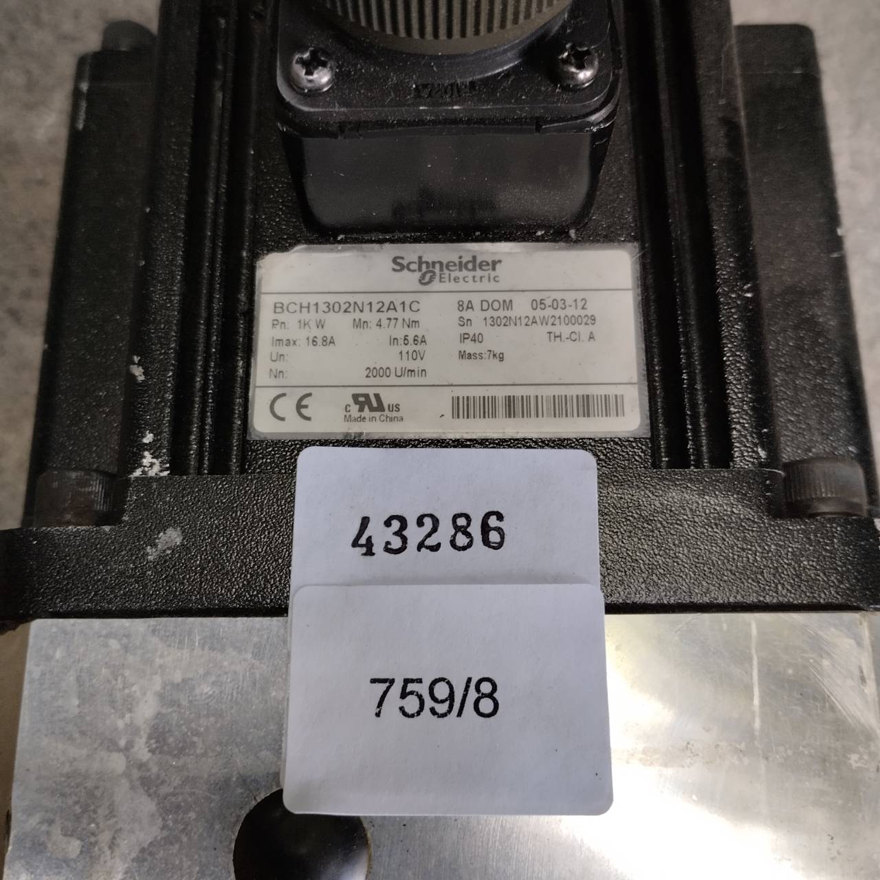 BCH1302N12A1C Schneider SERVO MOTOR