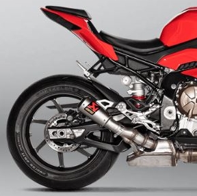 Akrapovic GP (Titanium) Slip-On สำหรับ S1000RR 2020+ (For Exhibition only) (For Exhibition only)