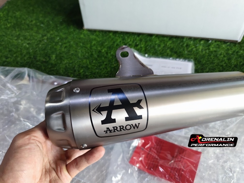 ท่อ Arrow สลิปออน สำหรับ ktm 390 adventure (For Exhibition only)