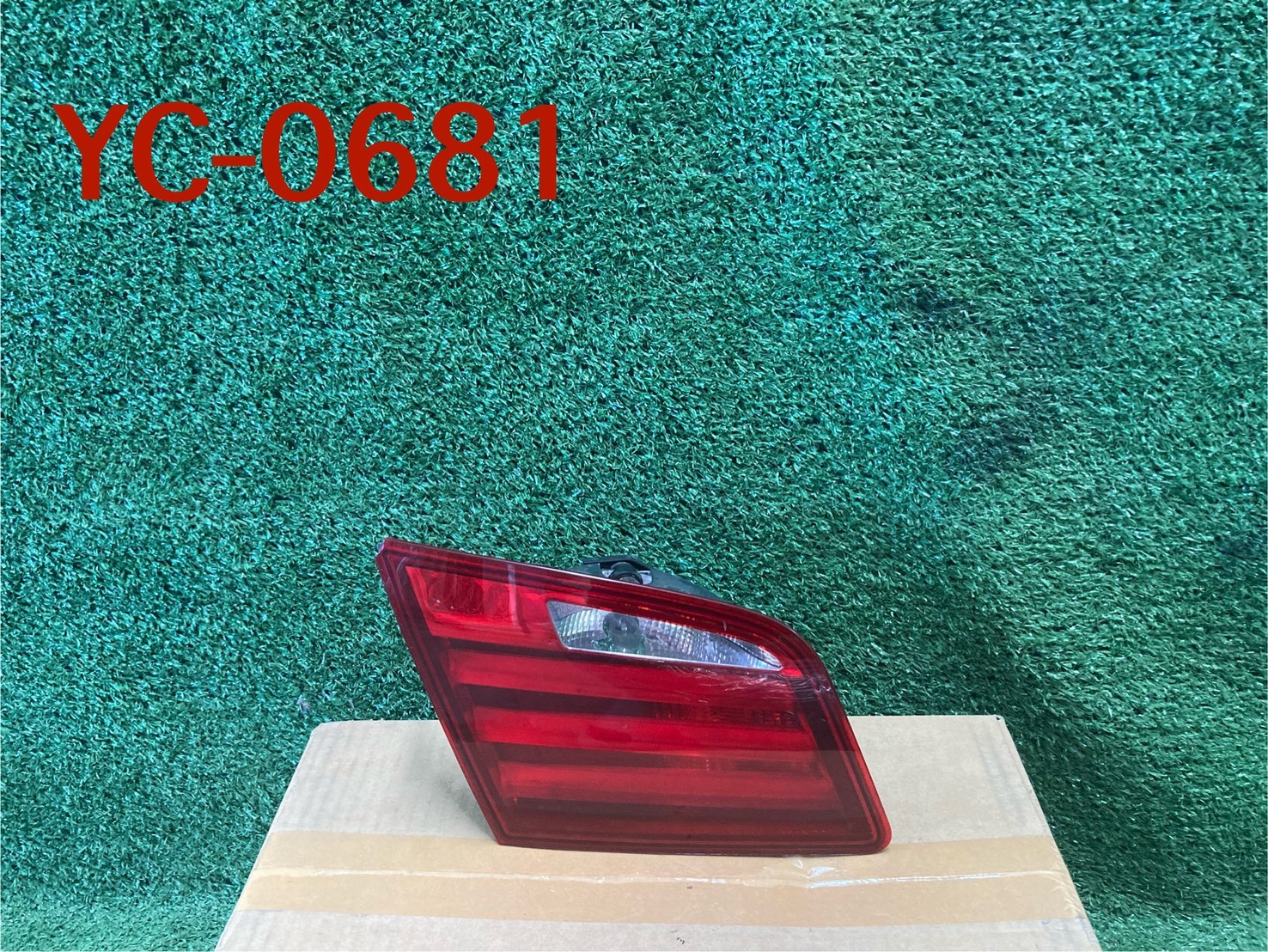 ไฟในฝาท้าย L BMW 520d แท้มือสอง