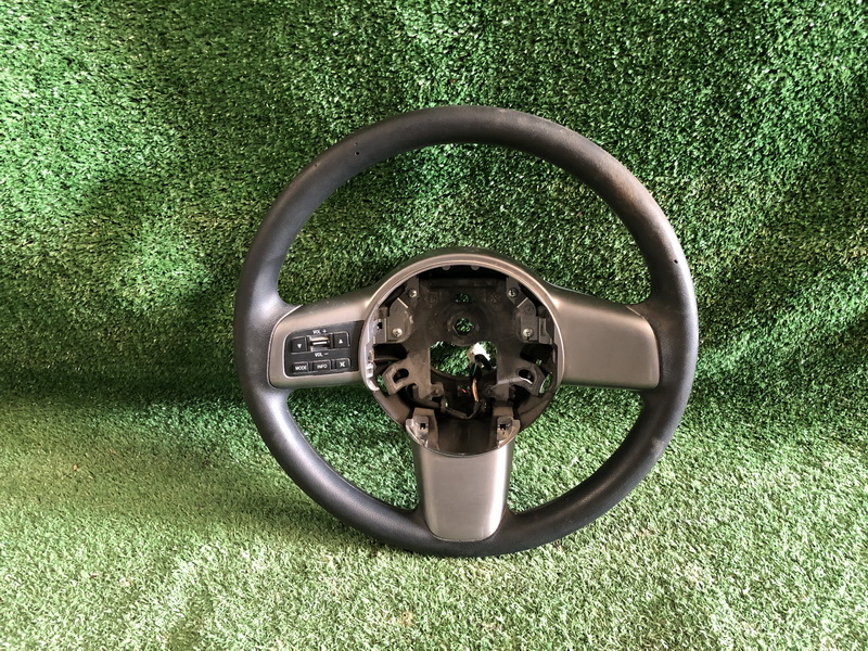 พวงมาลัย Mazda Mazda2 2014-2016