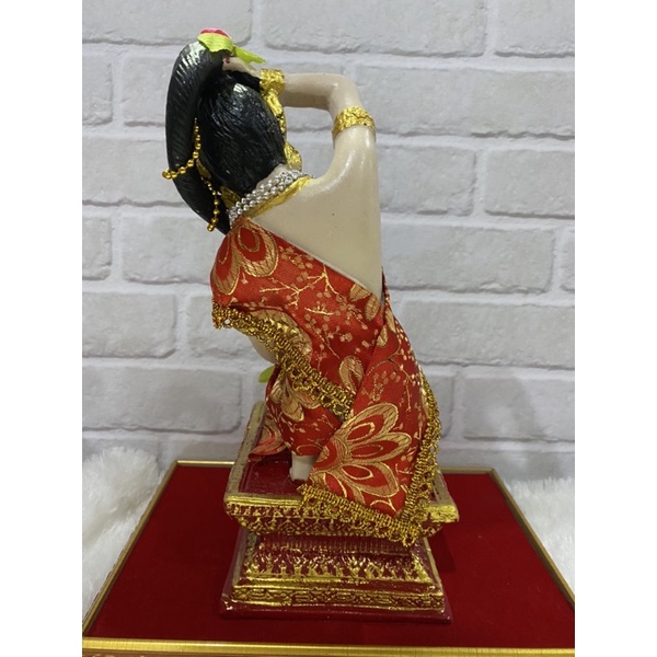 พระเเม่ธรณี พระเเม่ธรณีบีบมวยผม สูง11นิ้ว ประดับผ้าจริง