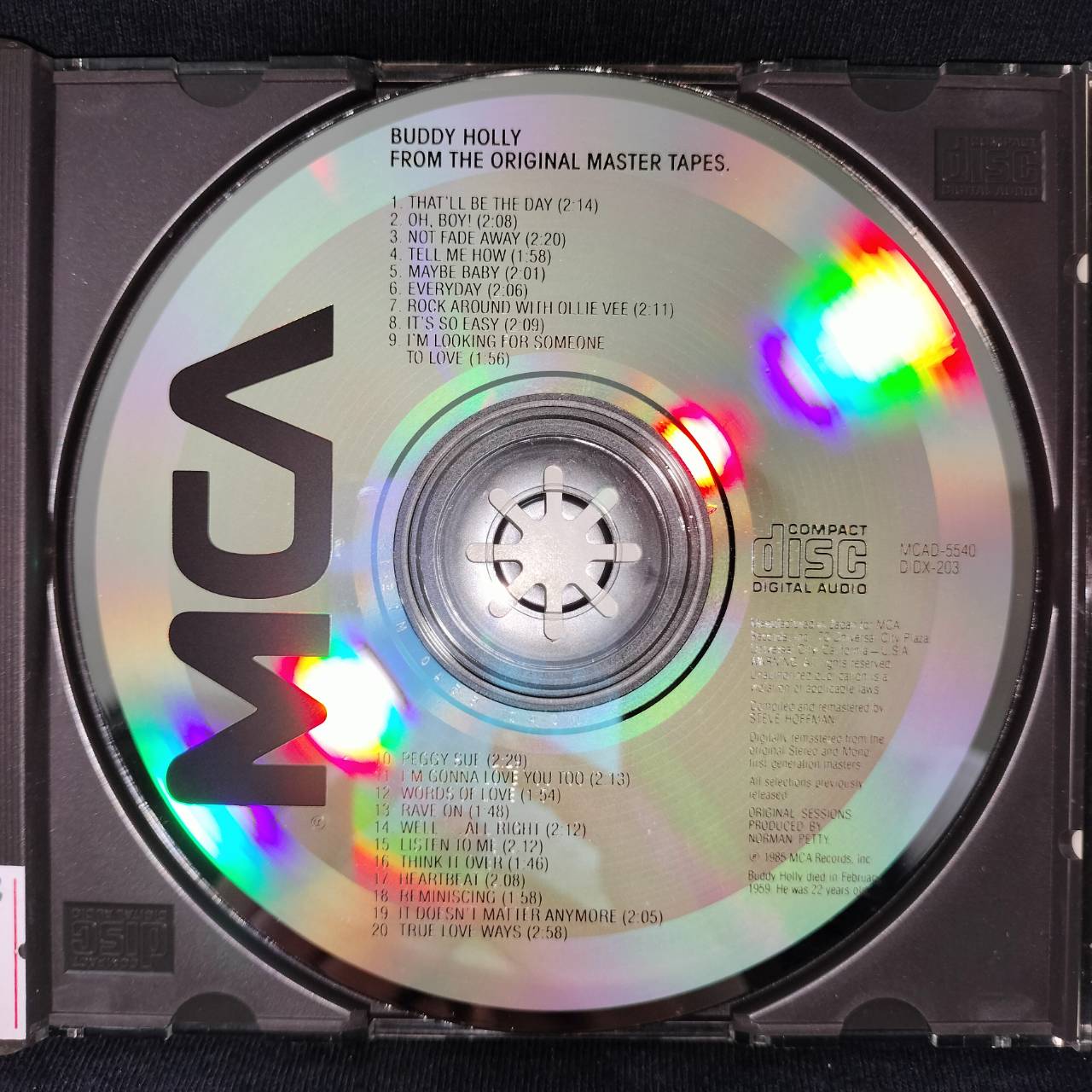 Buddy Holly – From The Original Master Tapes / USA / ปกมีจุดเหลือง / แผ่นสวย