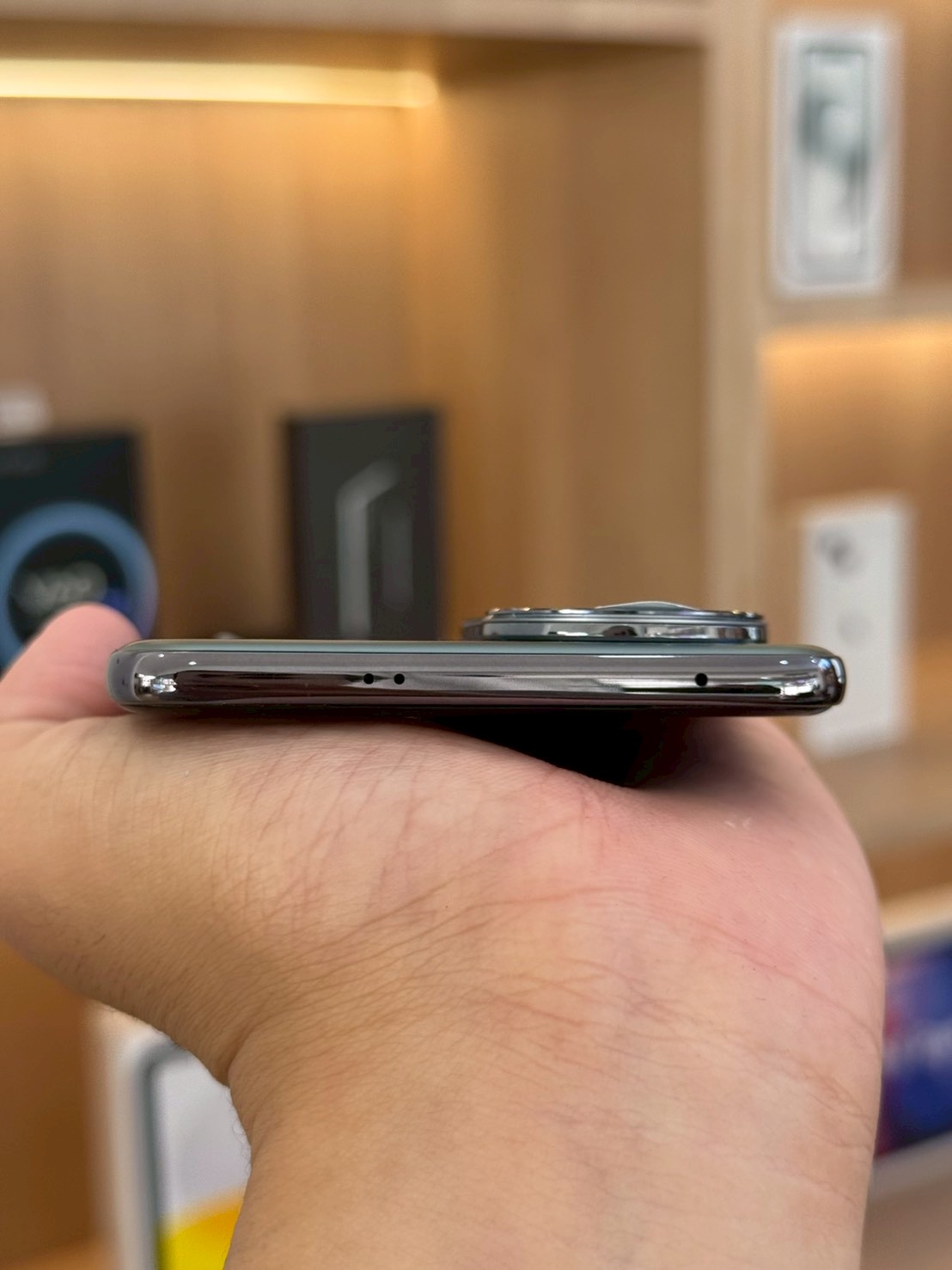 Vivo V50 5G (12/512GB) Black