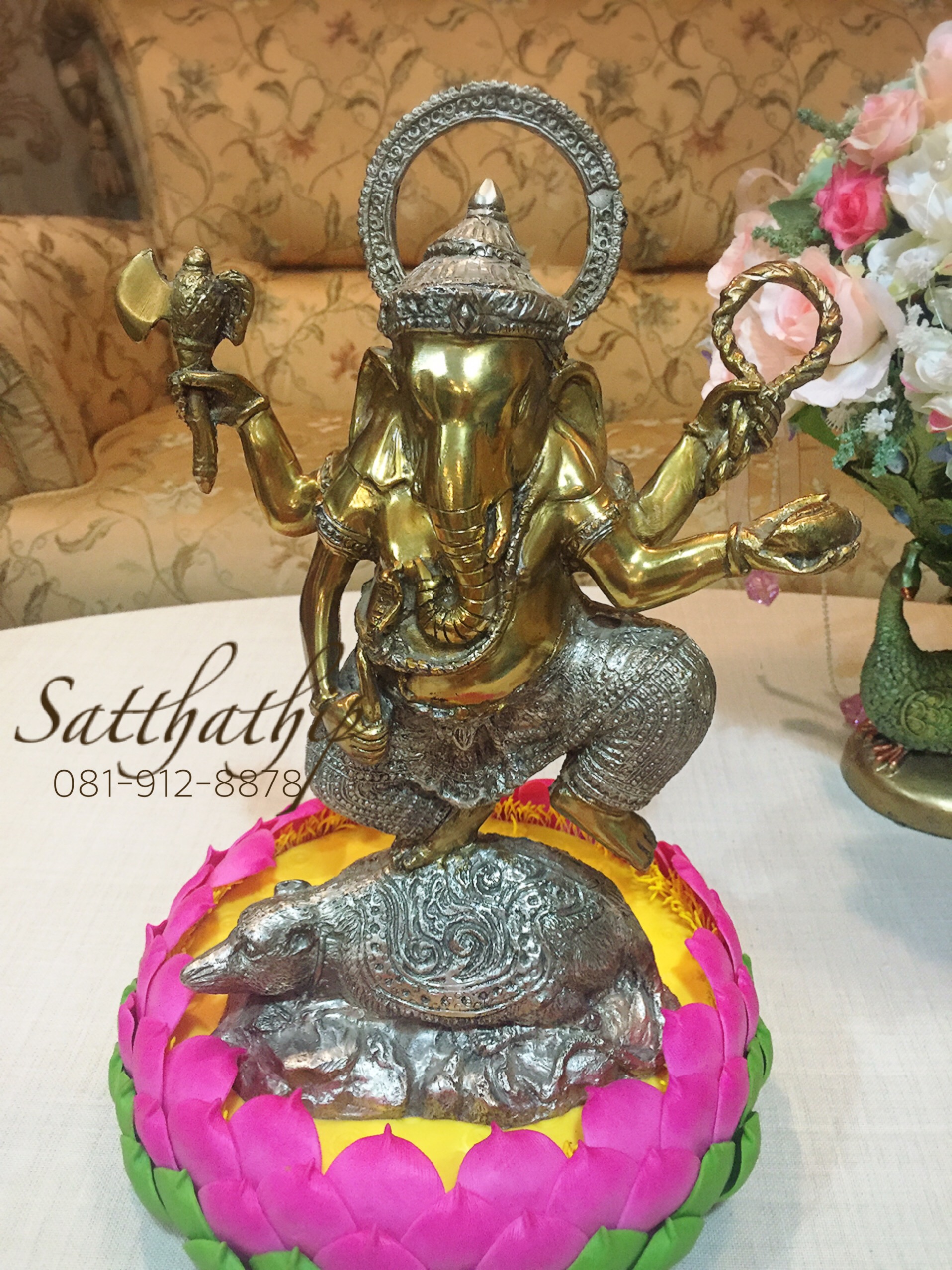 พระพิฆเนศ ปางพระวิชัย คณปติ (ทองเหลือง) - Ganesha: Lord of Success