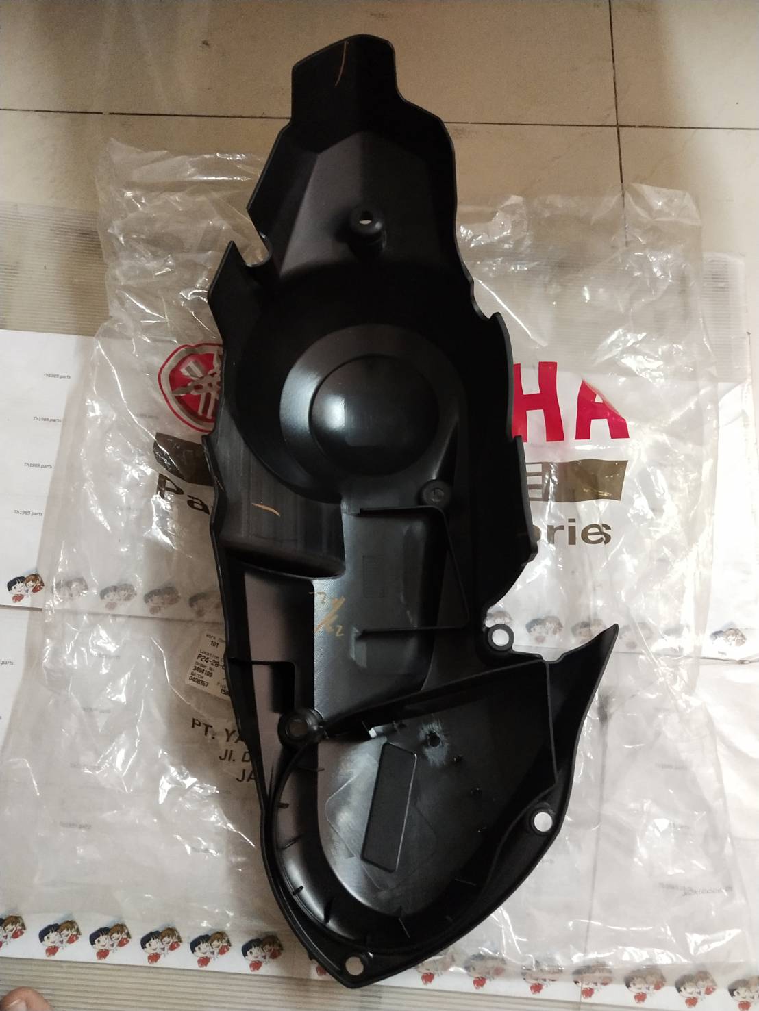 ฝาครอบแคร้งตัวนอก NMAX 2016-2018 อะไหล่แท้ YAMAHA 2DP-E5431-00