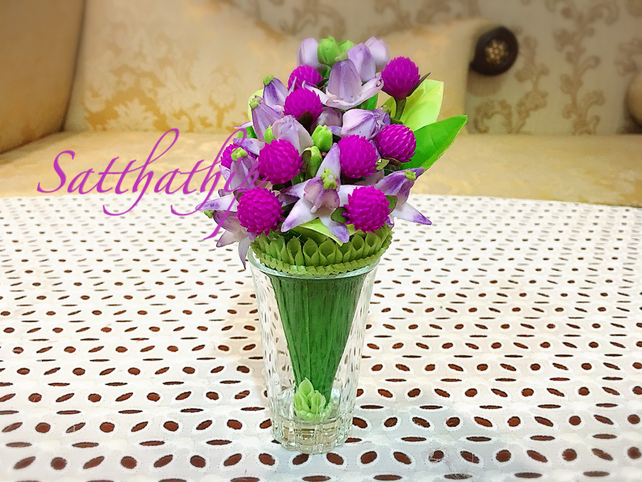 กรวยดอกบานไม่รู้โรยผสมดอกรัก ประดิษฐ์จากดิน - ดอกบานไม่รู้โรย - ดอกรัก