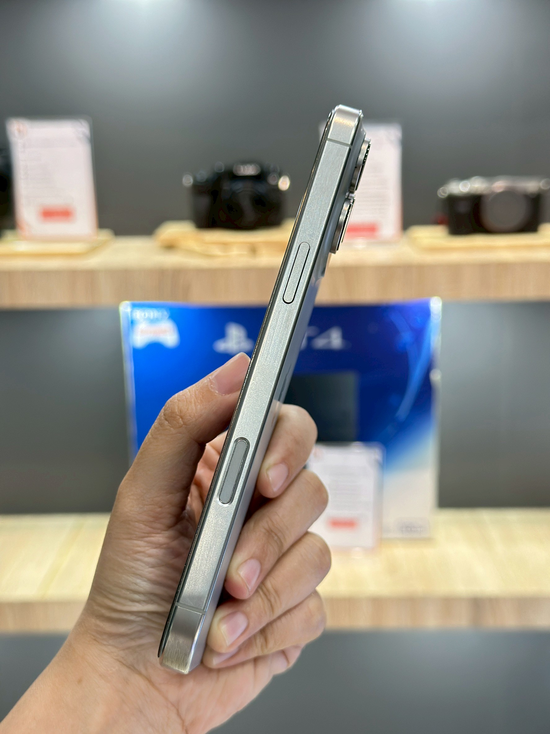 iPhone 16 Pro Max 256GB Natural Titanium