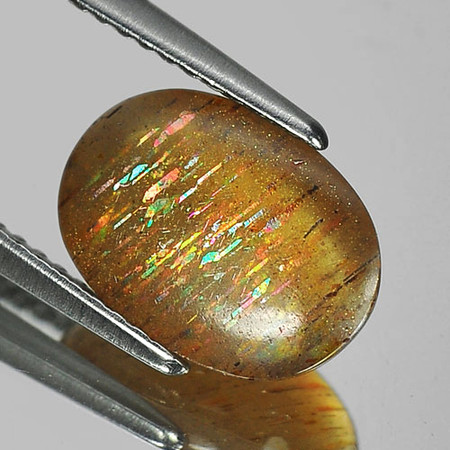 ซันสโตนสีรุ้ง (Rainbow Sunstone) 2.70 กะรัต