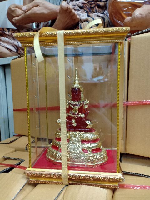 พระเเก้วมรกต พระพุทธชินราช พร้อมตู้กระจก ของขวัญ ของฝาก