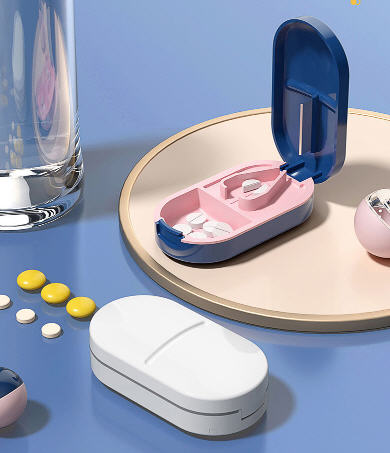 กล่องใส่ยาพร้อมที่ตัดยา,กล่องตัดยา,ที่ตัดเม็ดยา,ที่ตัดยา,มีดหั่นยา