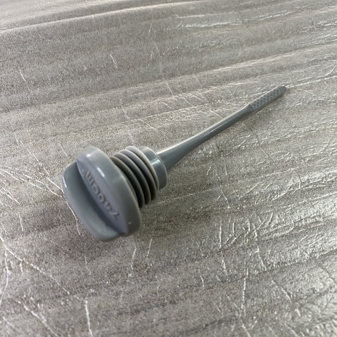 ปลั๊กเช็คน้ำมันเครื่อง สำหรับรุ่น FINO FI อะไหล่แท้ YAMAHA 1YC-E5362-00