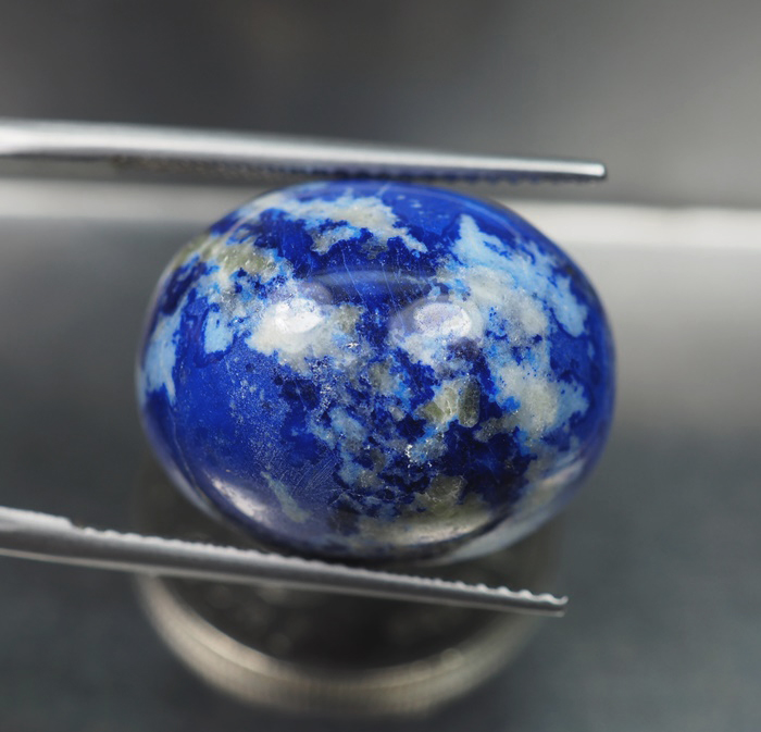 ลาพิส ลาซูลีสีฟ้า (Blue Lapis Lazuli) 20.45 กะรัต