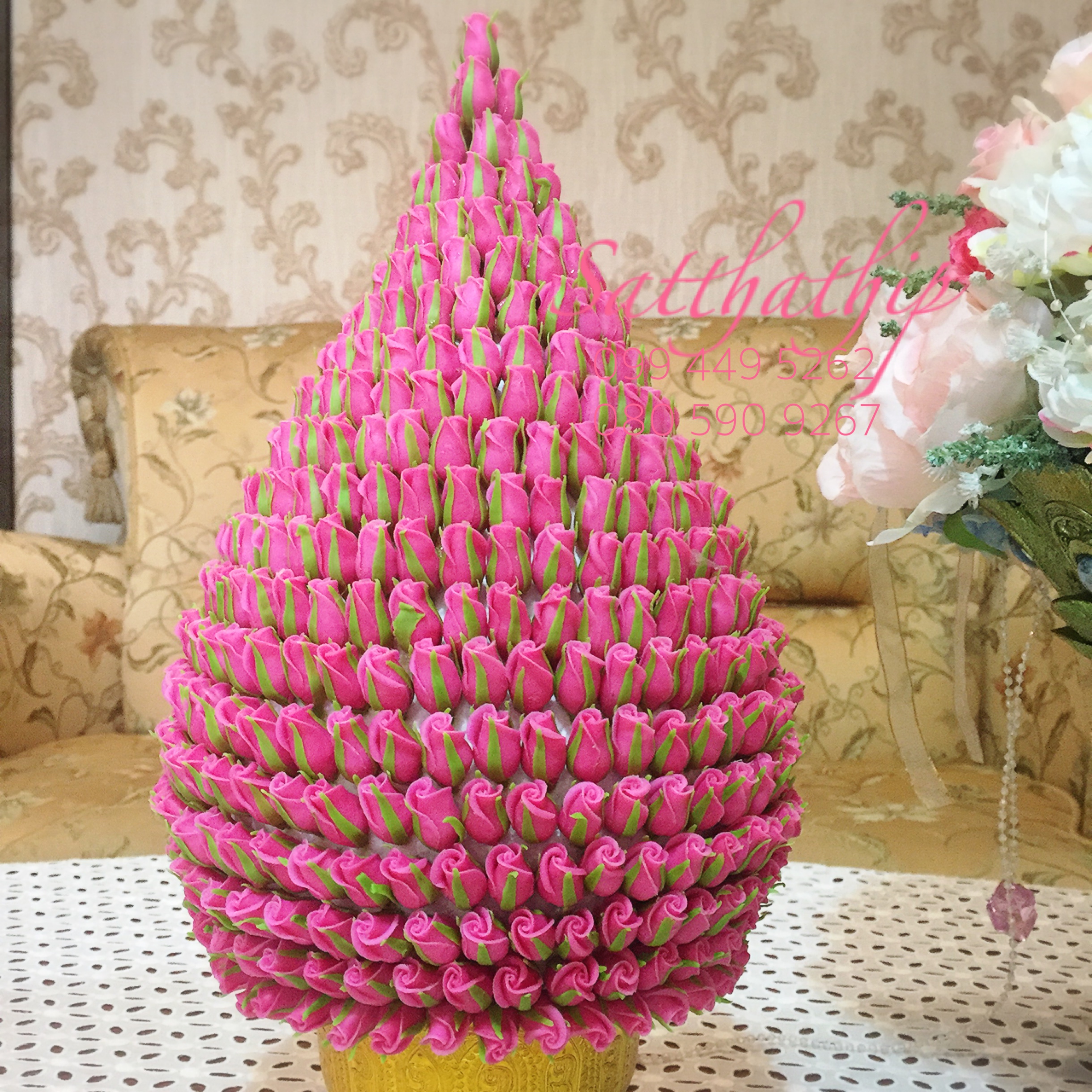 พานพุ่มดอกกุหลาบ ประดิษฐ์จากดิน [7 นิ้ว 3,500 บาท/คู่]