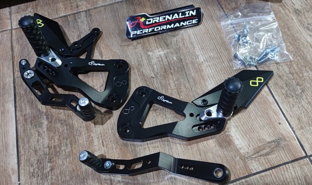 Lightech- เกียร์โยง (Rearsets) รุ่น มาตราฐาน สำหรับ GSXR1000 2017+