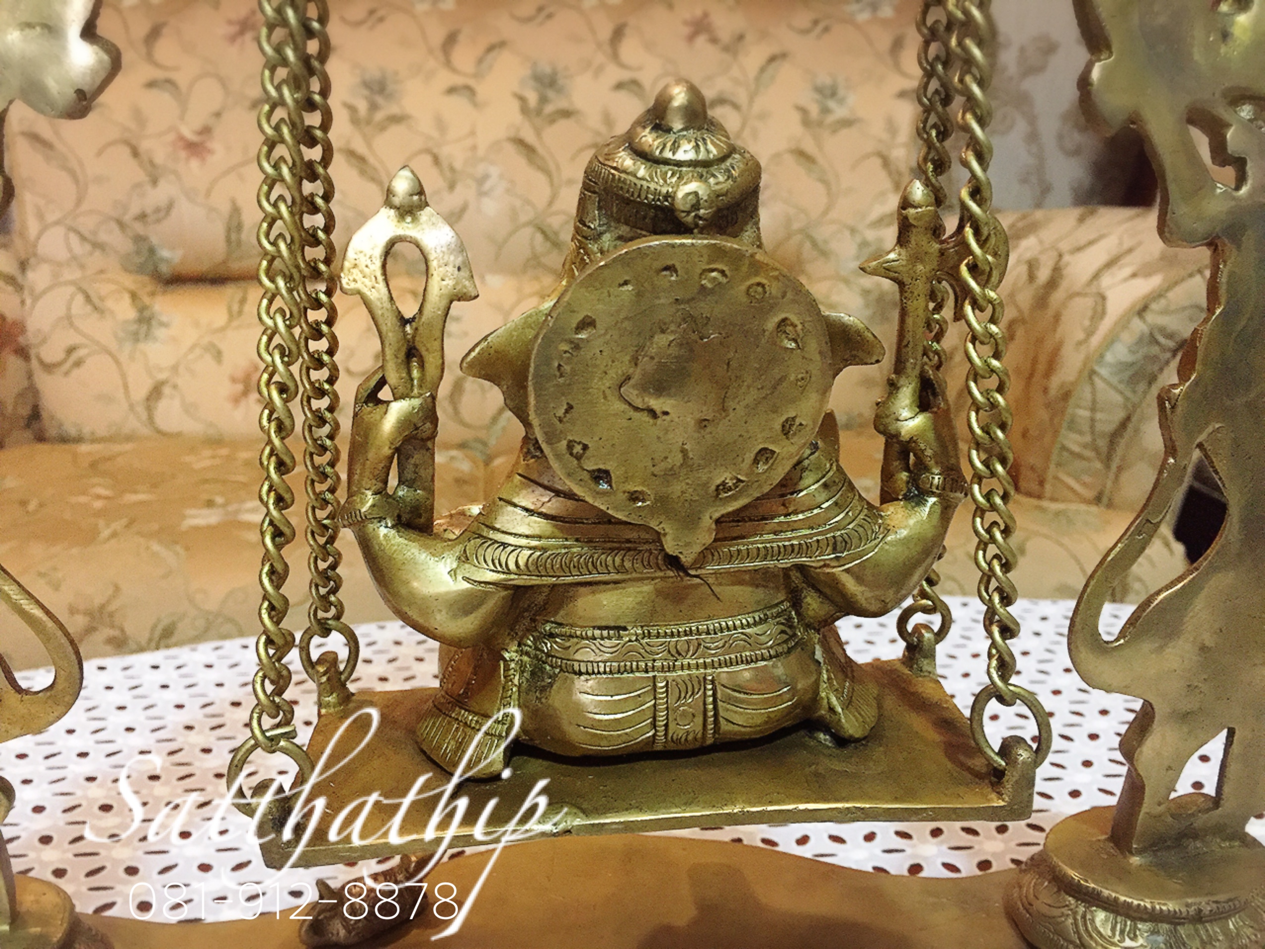 พระพิฆเนศปางโล้ชิงช้า นั่งชิงช้า (ทองเหลือง) ผลิตและนำเข้าจากอินเดีย - Ganesha: Lord of Success