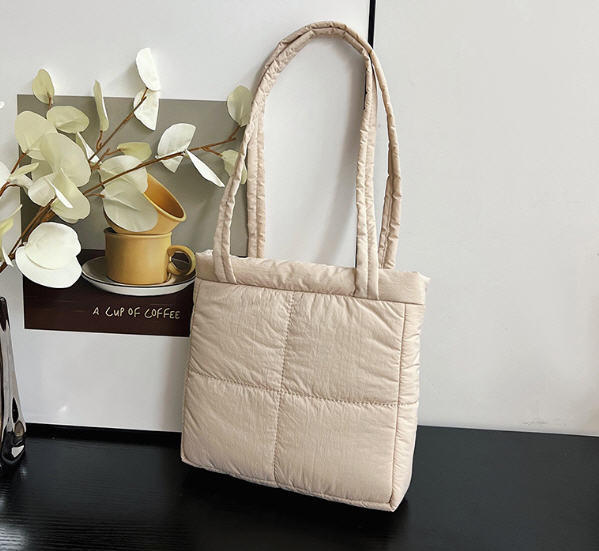 กระเป๋านุ่ม,กระเป๋าผ้านุ่ม,กระเป๋าผ้านุ่มกระเป๋าสะพาย,กระเป๋าสำหรับผู้หญิง,ขนาดเล็ก,ขนาดใหญ่