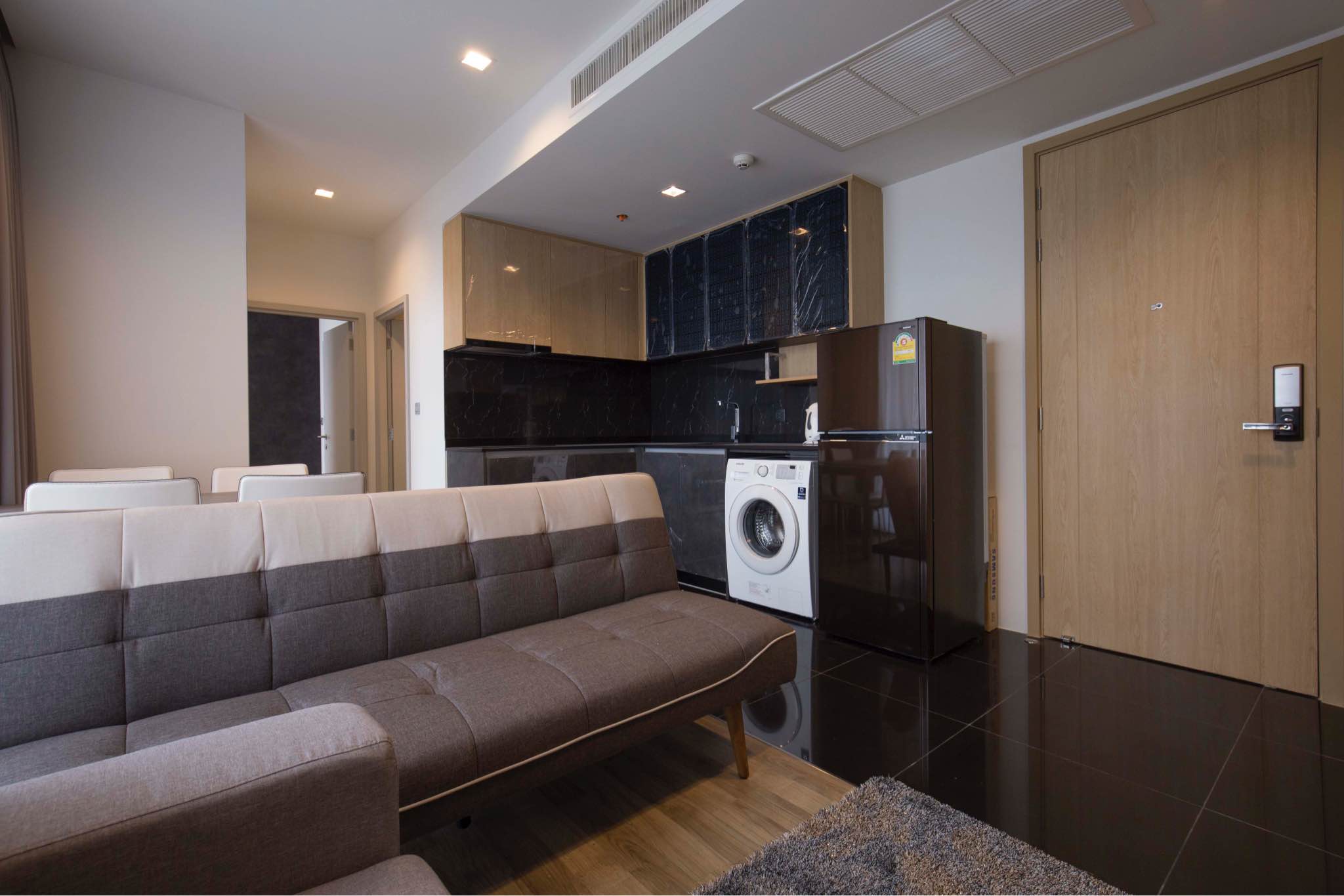 The Line Jatujak Mochit