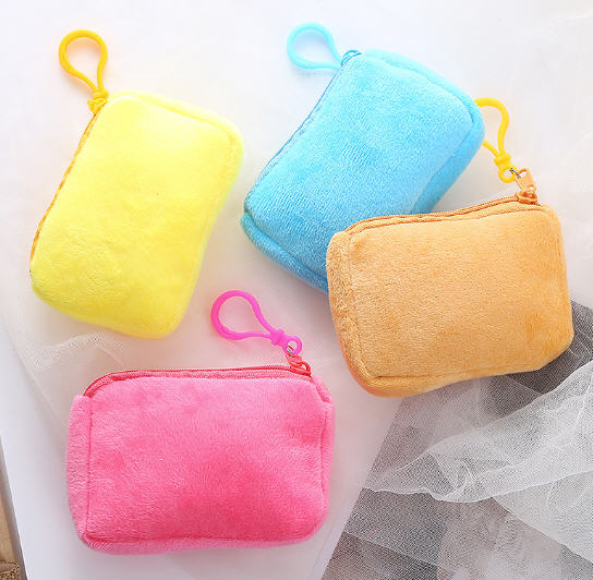 กระเป๋าใส่เศษเหรียญ,กระเป๋าขนตุ๊กตา