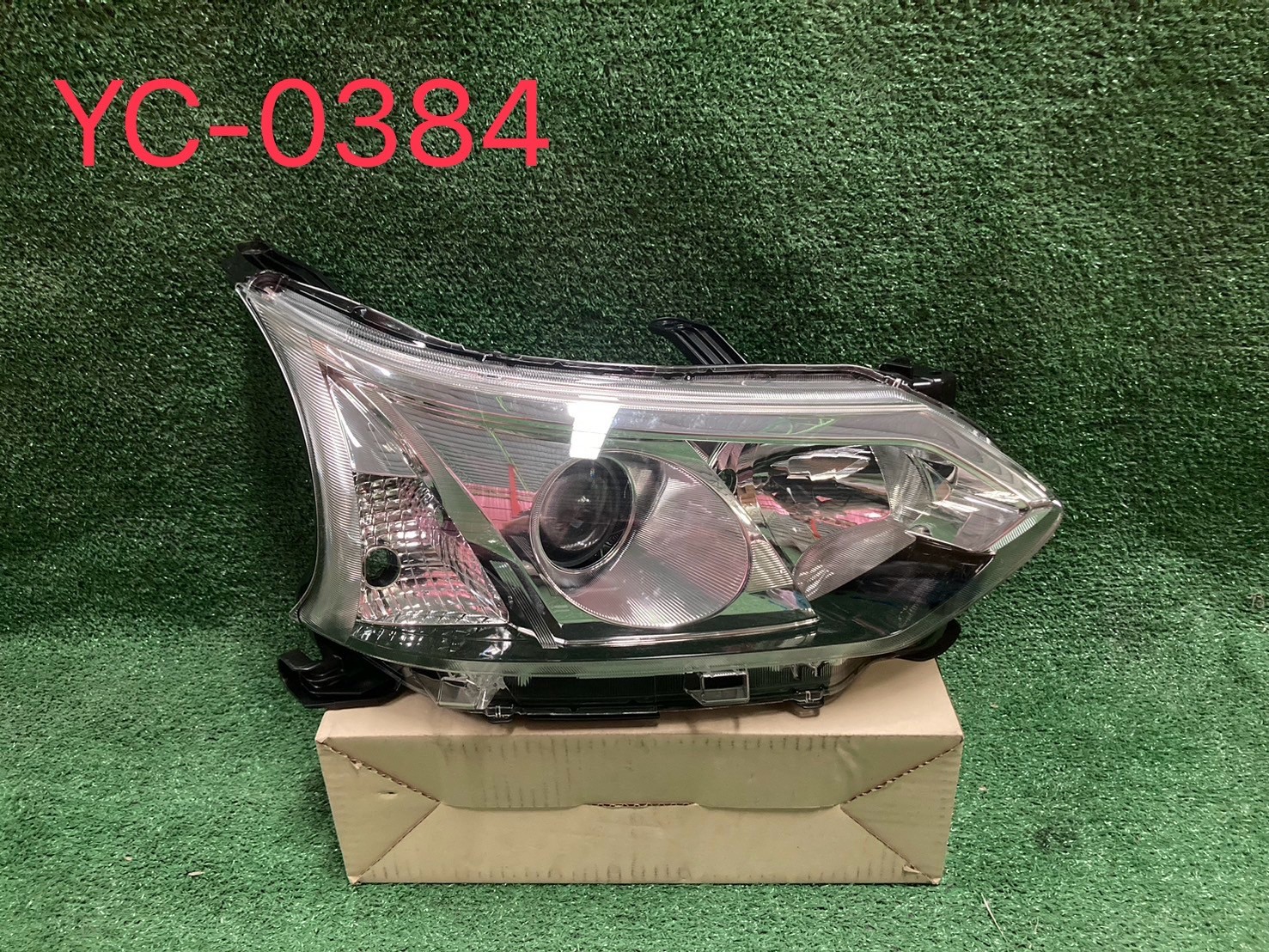 ไฟหน้า R Toyota Avanza 2015+แท้ศูนย์