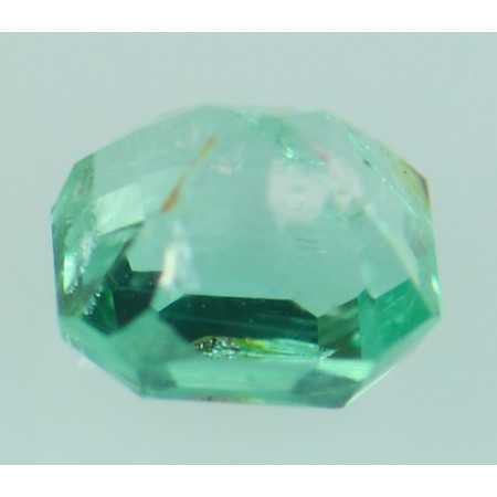 พลอยมรกตดิบ (Emerald) 0.34 กะรัต No oil