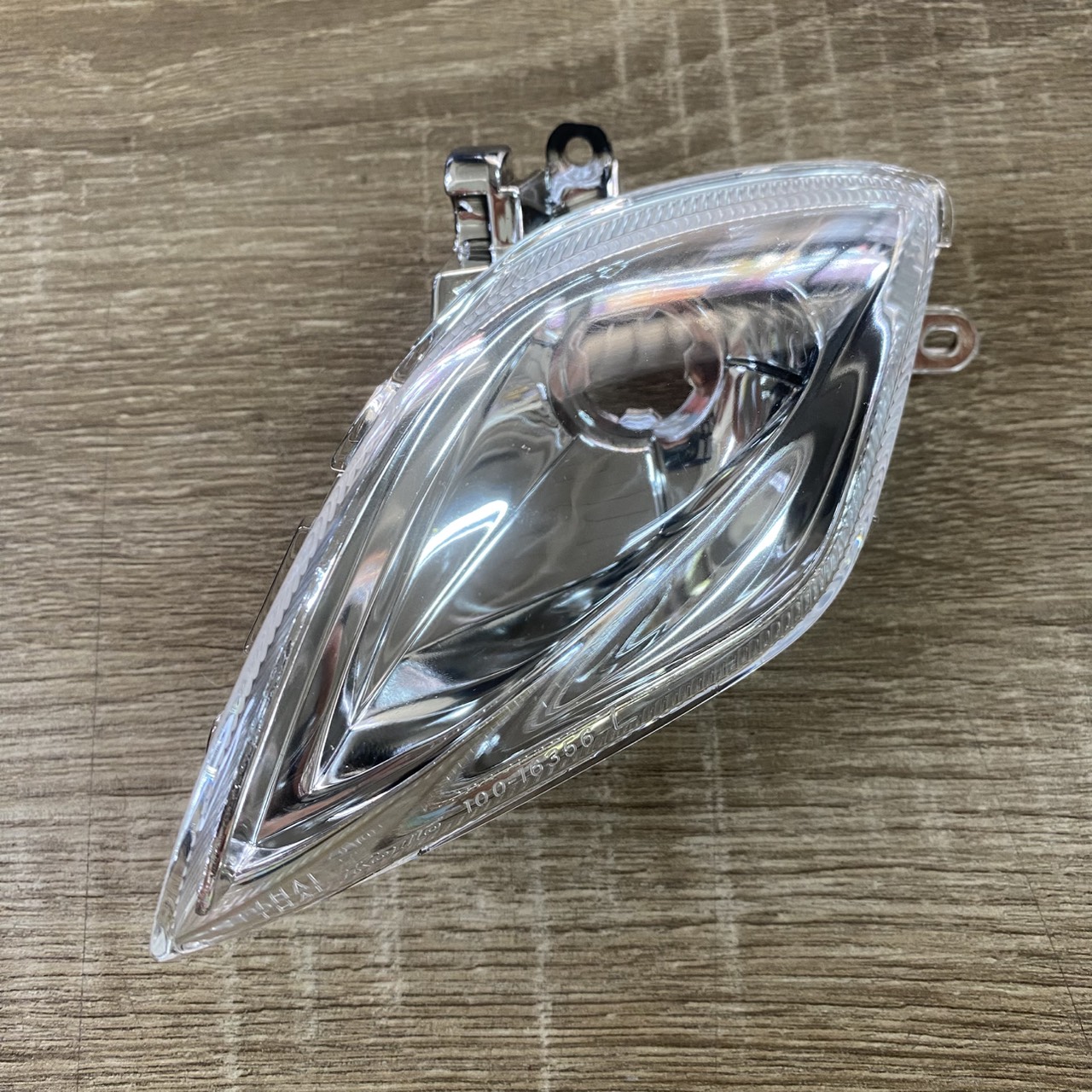 33450-KPH-901 ชุดตัวเรือนไฟเลี้ยวหน้าซ้าย WAVE125D WAVE125i(2004) อะไหล่แท้ HONDA