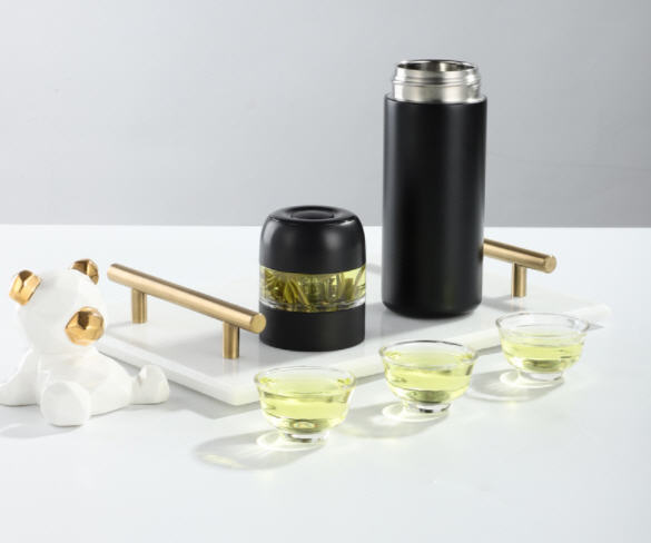 กระบอกน้ำกรองชาในตัว,แก้วน้ำกรองชา,กระบอกน้ำที่กรองชา,กระบอกน้ำชงชา